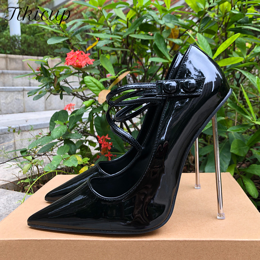 Glamorous Black Patent Leather - Crossfit Event recension och pris